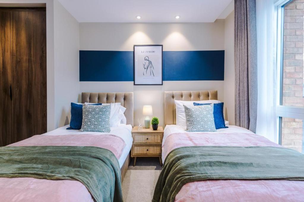 Exquisite Abode Sleeps 6! Apartemen *